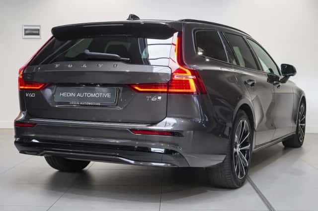 Volvo V60 (2025) thumbnail 6