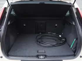 Volvo EX40 (2025) thumbnail 11