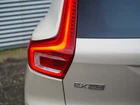 Volvo EX40 (2025) thumbnail 9