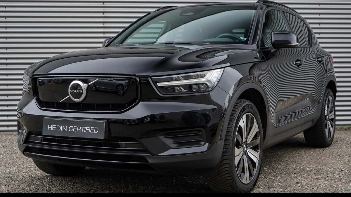 Volvo XC40 (2021) — foto 1