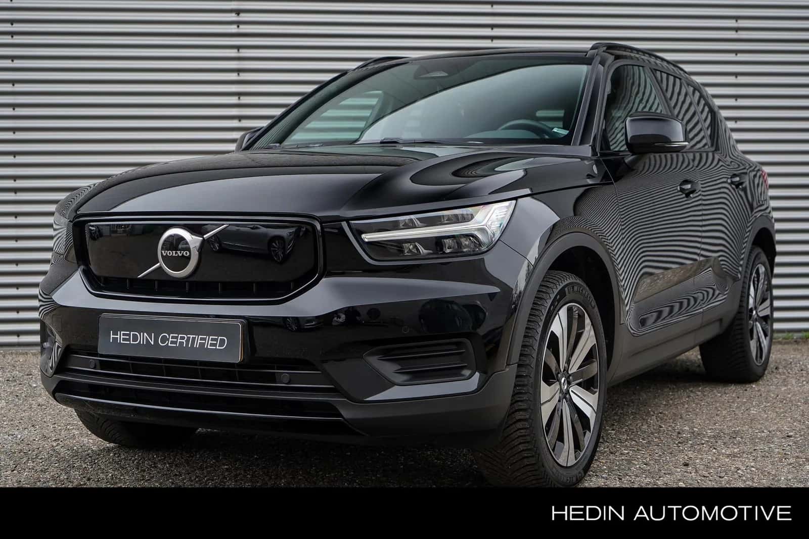 Volvo XC40 (2021) — foto 1