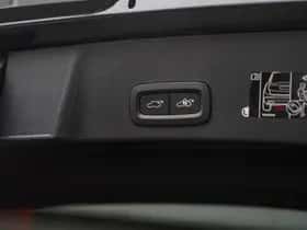 Volvo XC40 (2021) thumbnail 11