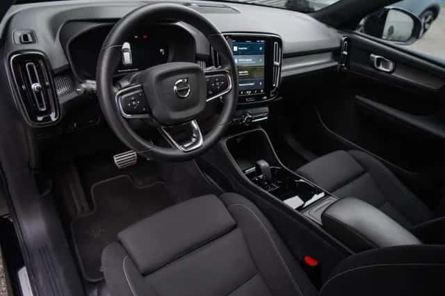 Volvo XC40 (2021) thumbnail 12