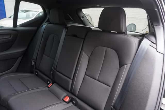 Volvo XC40 (2021) thumbnail 14
