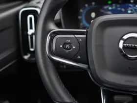 Volvo XC40 (2021) thumbnail 18