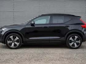 Volvo XC40 (2021) thumbnail 3