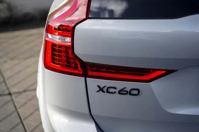 Volvo XC60 (2025) thumbnail 8
