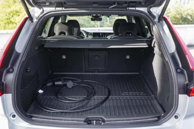 Volvo XC60 (2025) thumbnail 10