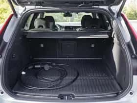 Volvo XC60 (2025) thumbnail 10