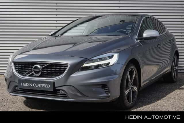 Volvo V40 (2020) thumbnail 1
