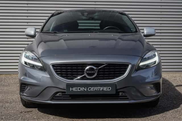 Volvo V40 (2020) thumbnail 2