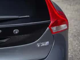 Volvo V40 (2020) thumbnail 9