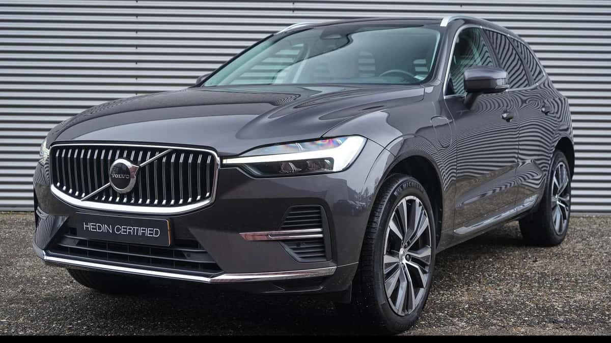 Volvo XC60 (2022) — foto 1