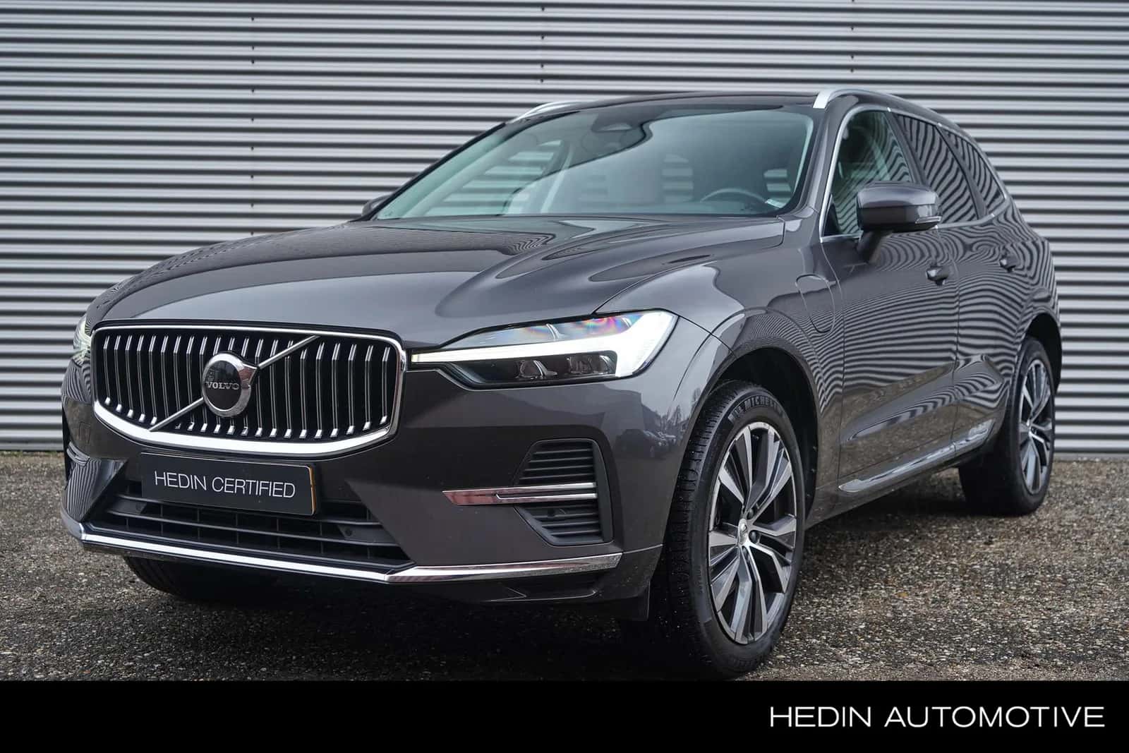 Volvo XC60 (2022) — foto 1