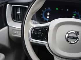 Volvo XC60 (2022) thumbnail 19