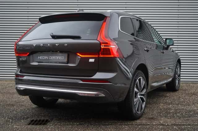 Volvo XC60 (2022) thumbnail 6