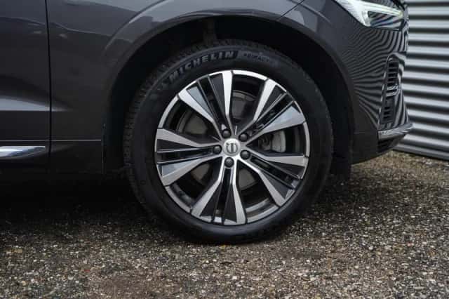 Volvo XC60 (2022) thumbnail 7