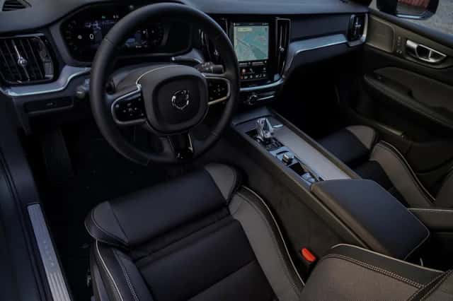 Volvo V60 (2025) thumbnail 12