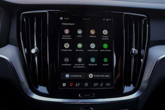 Volvo V60 (2025) thumbnail 23