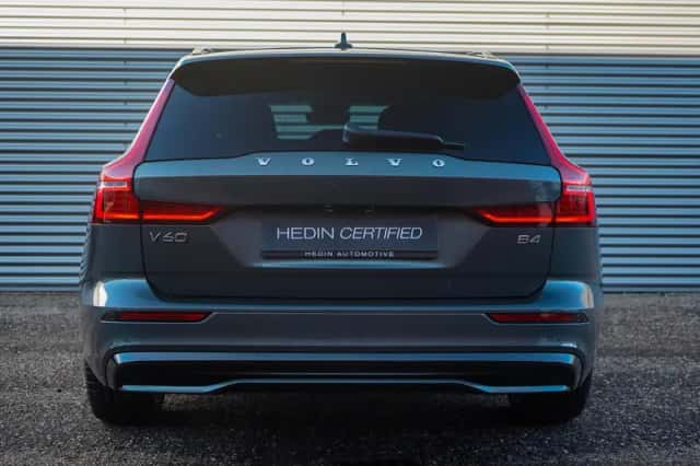 Volvo V60 (2025) thumbnail 5
