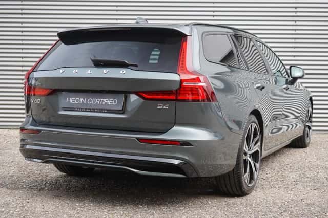 Volvo V60 (2025) thumbnail 6