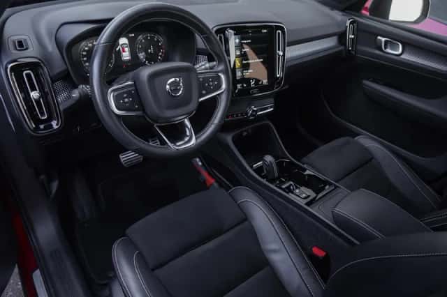 Volvo XC40 (2021) thumbnail 12