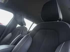 Volvo XC40 (2021) thumbnail 16