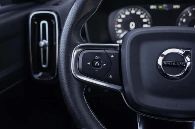 Volvo XC40 (2021) thumbnail 18