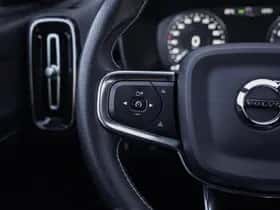 Volvo XC40 (2021) thumbnail 18