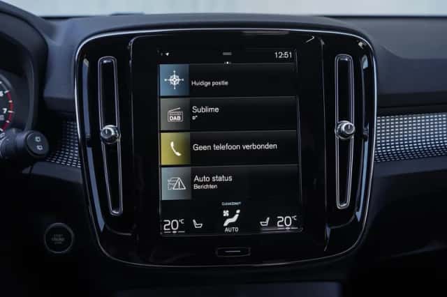 Volvo XC40 (2021) thumbnail 20