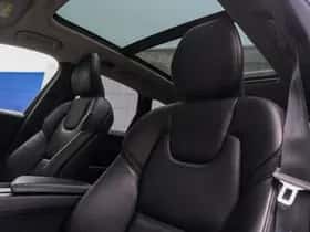 Volvo XC60 (2020) thumbnail 17