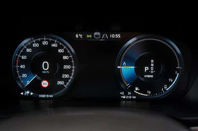 Volvo XC60 (2020) thumbnail 18