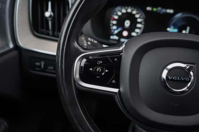 Volvo XC60 (2020) thumbnail 19