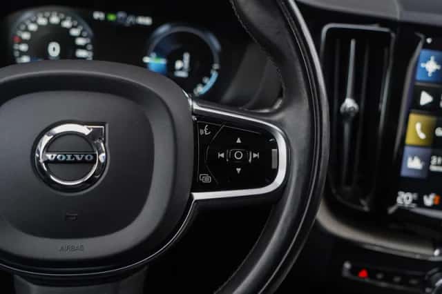 Volvo XC60 (2020) thumbnail 20