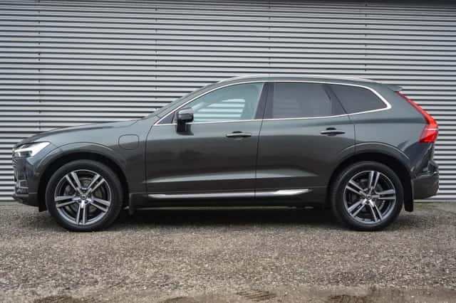 Volvo XC60 (2020) thumbnail 3