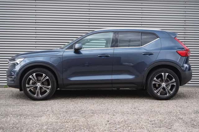 Volvo XC40 (2021) thumbnail 3