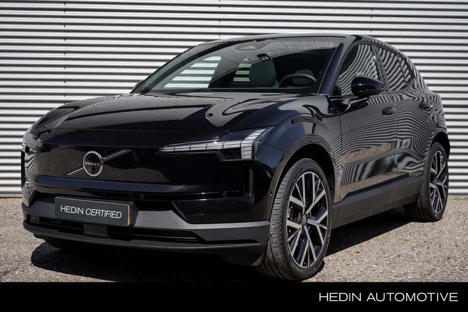 Volvo EX30 (2026) — foto 1