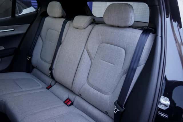 Volvo EX30 (2026) thumbnail 12