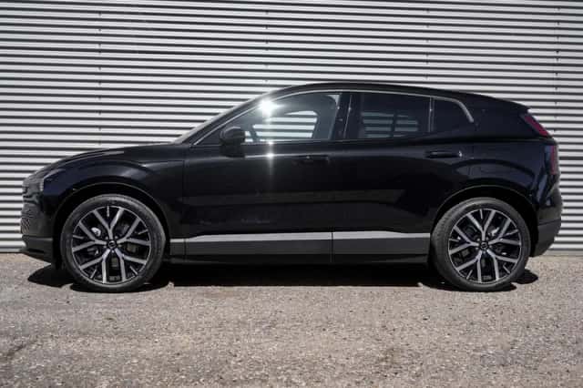 Volvo EX30 (2026) thumbnail 3
