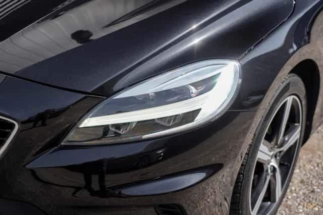 Volvo V40 (2020) thumbnail 4