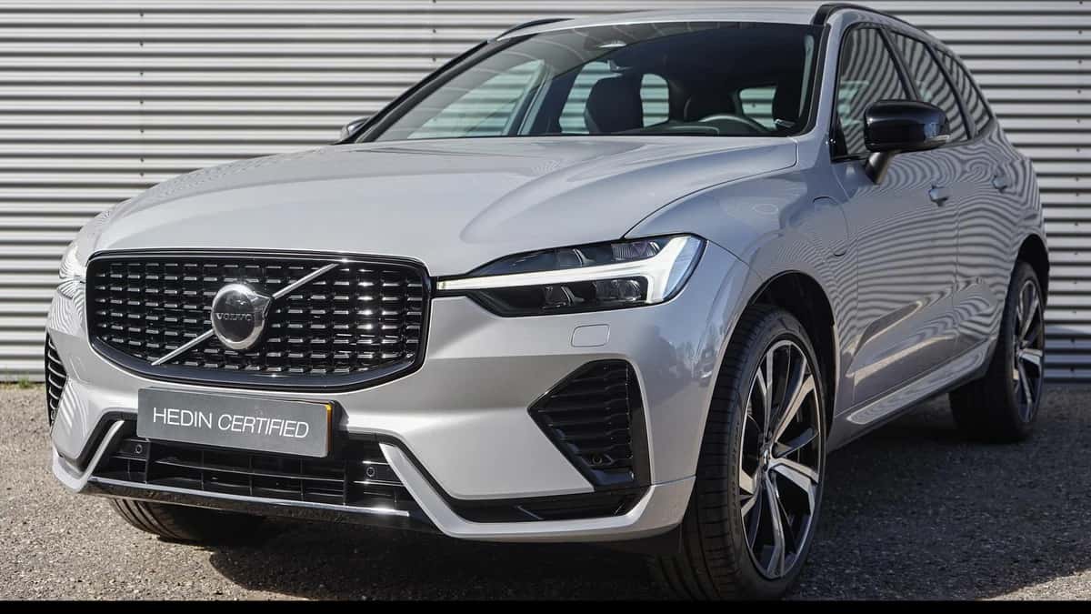 Volvo XC60 (2024) — foto 1