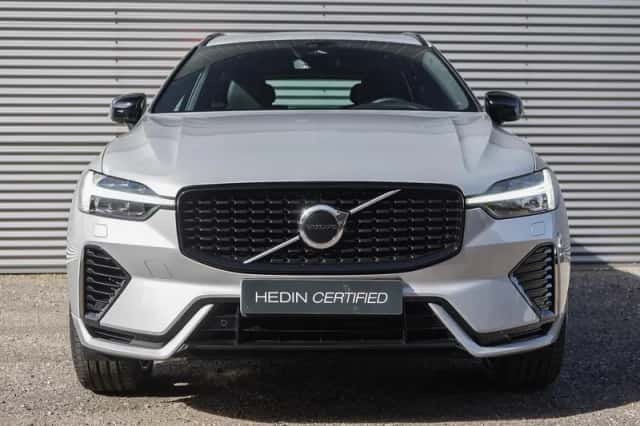 Volvo XC60 (2024) thumbnail 2