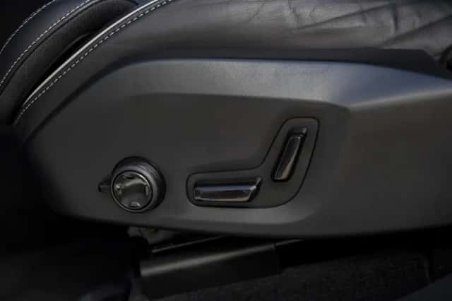 Volvo XC60 (2024) thumbnail 16