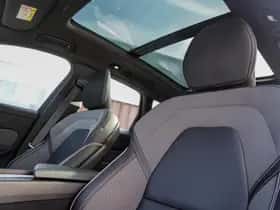 Volvo XC60 (2024) thumbnail 17