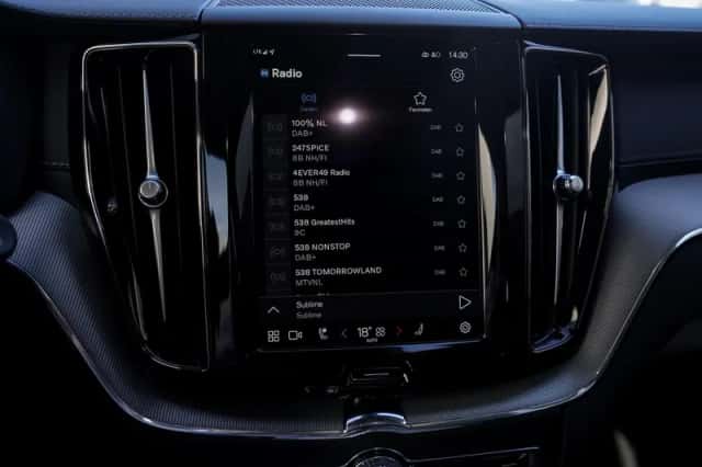 Volvo XC60 (2024) thumbnail 23