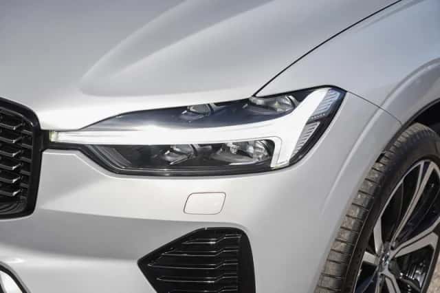 Volvo XC60 (2024) thumbnail 4