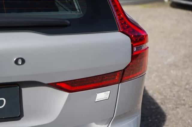 Volvo XC60 (2024) thumbnail 9