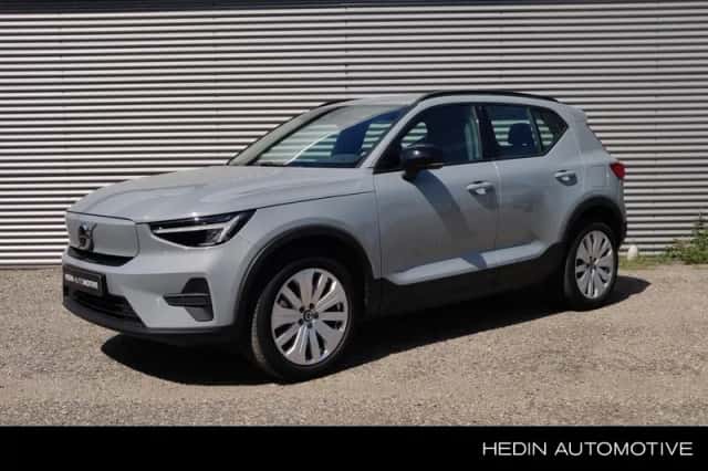 Volvo EX40 (2025) thumbnail 1