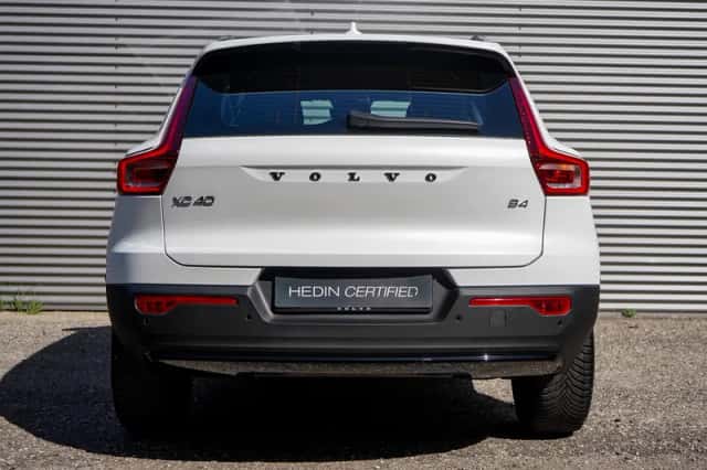 Volvo XC40 (2025) thumbnail 5
