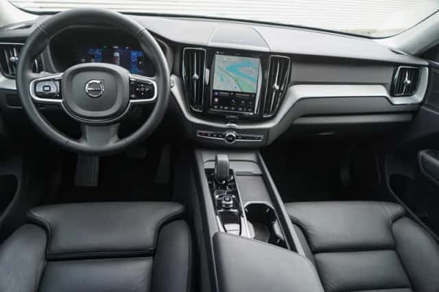 Volvo XC60 (2025) thumbnail 13